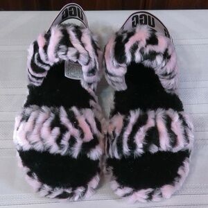 NWOB UGG Pink/Black Slide Fuzzy Platform Slippers, Lamb Fur, Womenโs Size 7